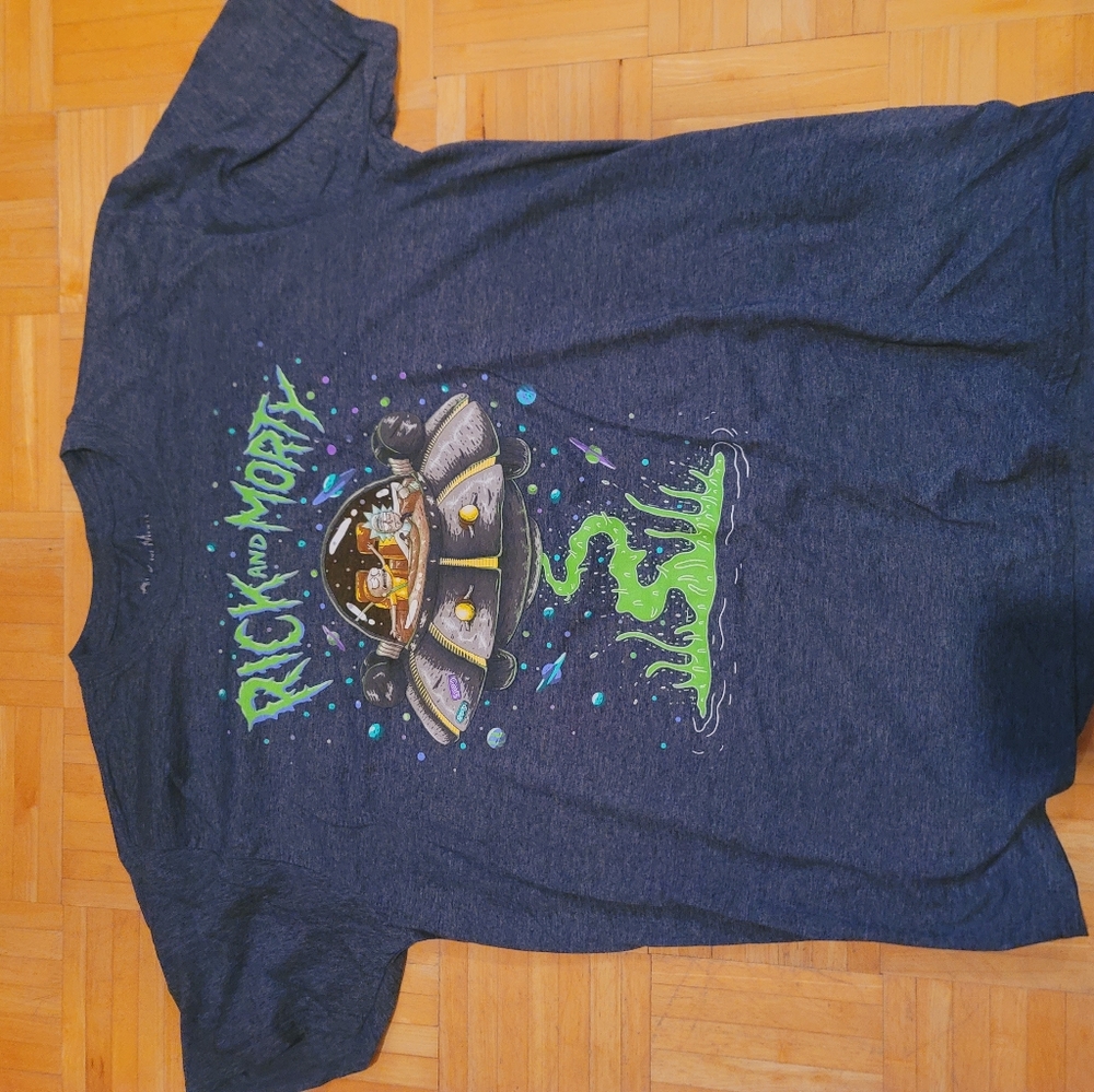 Rick and Morty shirt XL